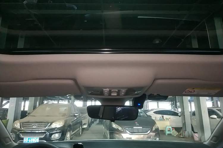 Used Volkswagen Lavida 2024 300TSI DSG Starry Sky Deluxe Edition Headliner