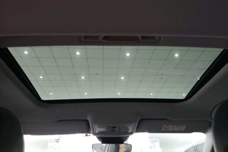 Used Volkswagen Lavida 2024 300TSI DSG Full-Comfort Edition Headliner