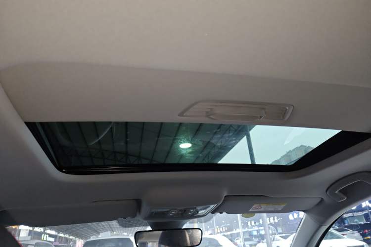 Used Volkswagen Lavida 2024 300TSI DSG Starry Sky Leading Edition Headliner