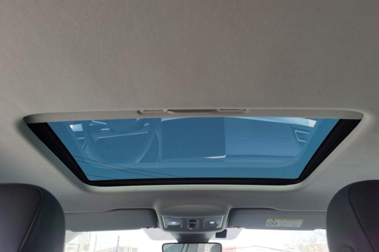 Used Volkswagen Lavida 2024 1.5L Automatic Full-Comfort Version Headliner