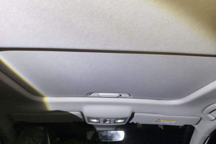 Used Volkswagen Lavida 2024 1.5L Automatic Starry Sky 5 Million Edition Headliner