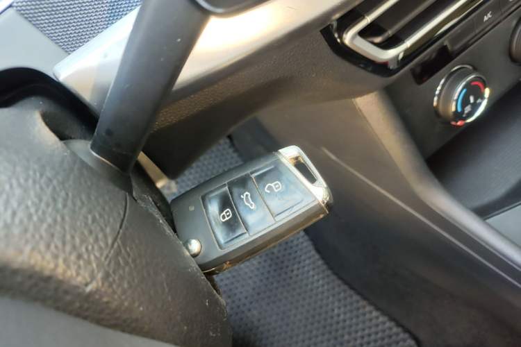 Used Volkswagen Lavida 2024 1.5L Automatic DeYi Edition Interior 1