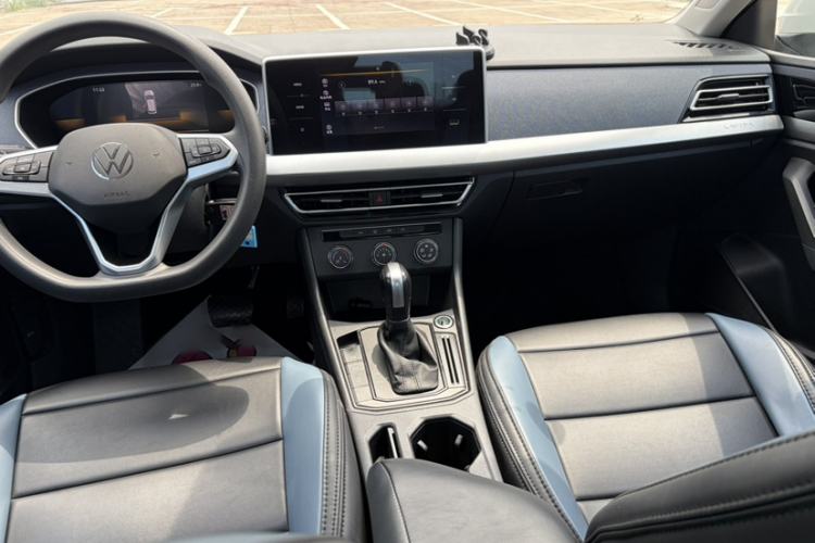 Used Volkswagen Lavida 2024 1.5L Automatic DeYi Edition Interior 1