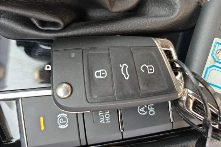 Used Volkswagen Lavida 2024 300TSI DSG Starry Sky Leading Edition Interior 1