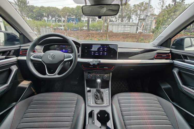 Used Volkswagen Lavida 2024 300TSI DSG Starry Sky Deluxe Edition Interior 1