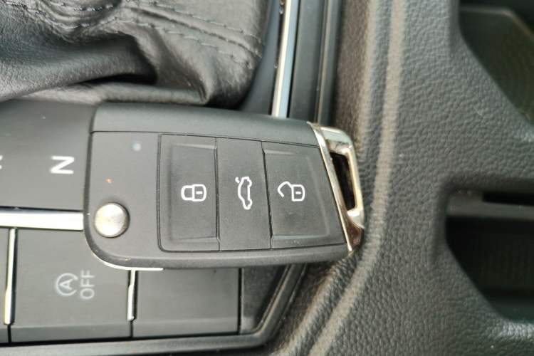 Used Volkswagen Lavida 2024 1.5L Automatic Full-Comfort Version Interior 1