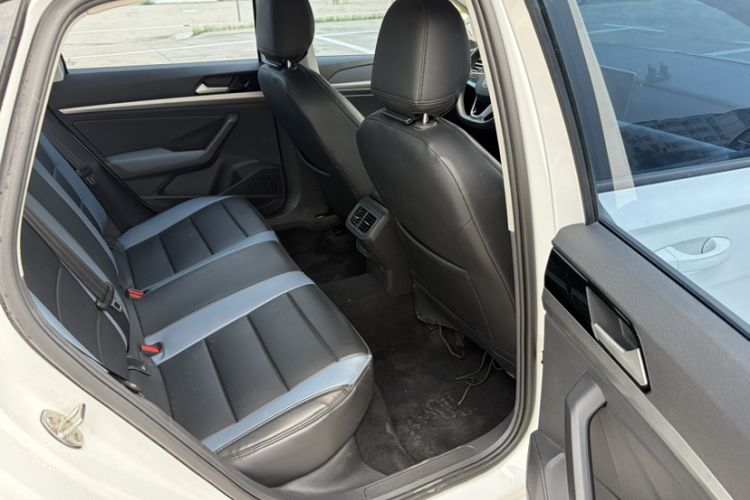 Used Volkswagen Lavida 2024 1.5L Automatic DeYi Edition Interior 12