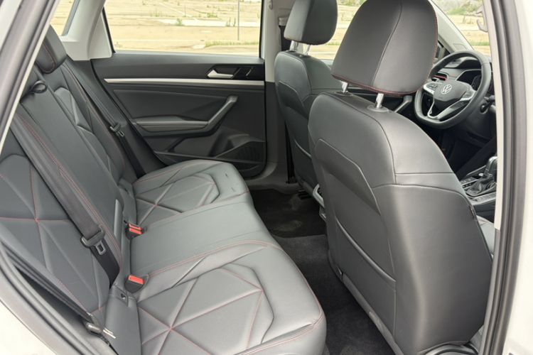 Used Volkswagen Lavida 2024 300TSI DSG Starry Sky Leading Edition Interior 13