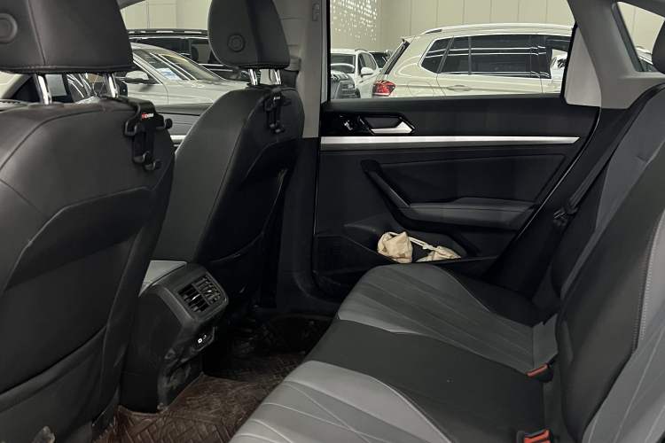 Used Volkswagen Lavida 2024 1.5L Automatic Starry Sky 5 Million Edition Interior 2