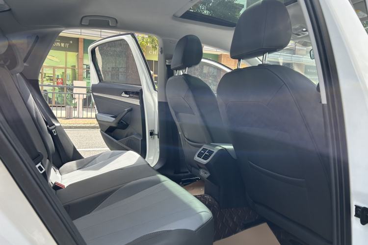 Used Volkswagen Lavida 2024 1.5L Automatic Starry Sky 5 Million Edition Interior 2