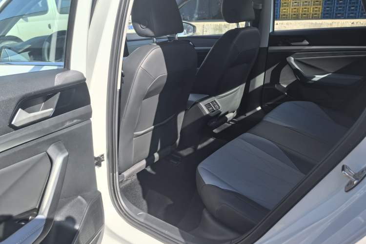 Used Volkswagen Lavida 2024 1.5L Automatic 5 Million Edition Interior 2
