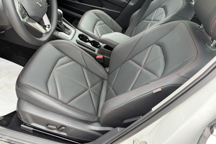 Used Volkswagen Lavida 2024 300TSI DSG Starry Sky Leading Edition Interior 3