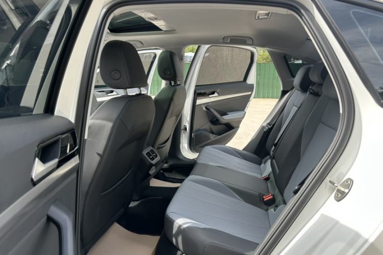 Used Volkswagen Lavida 2024 1.5L Automatic Starry Sky 5 Million Edition Interior 3