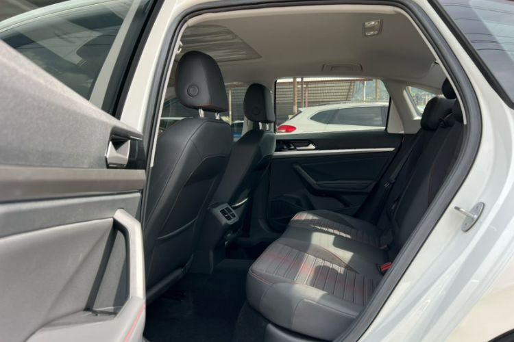 Used Volkswagen Lavida 2024 300TSI DSG Starry Sky Deluxe Edition Interior 3
