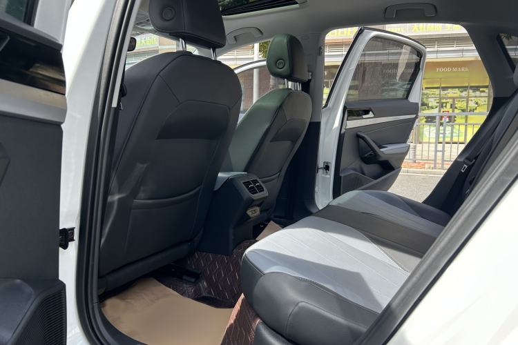 Used Volkswagen Lavida 2024 1.5L Automatic Starry Sky 5 Million Edition Interior 3