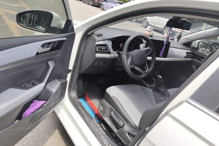 Used Volkswagen Lavida 2024 1.5L Automatic Starry Sky 5 Million Edition Interior 3