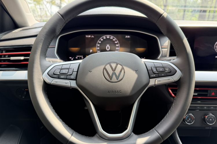 Used Volkswagen Lavida 2024 300TSI DSG Starry Sky Deluxe Edition Interior 3