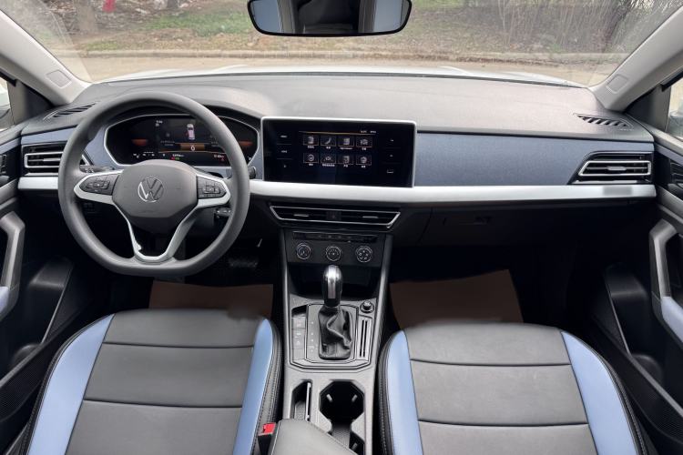 Used Volkswagen Lavida 2024 1.5L Automatic DeYi Edition Interior 3