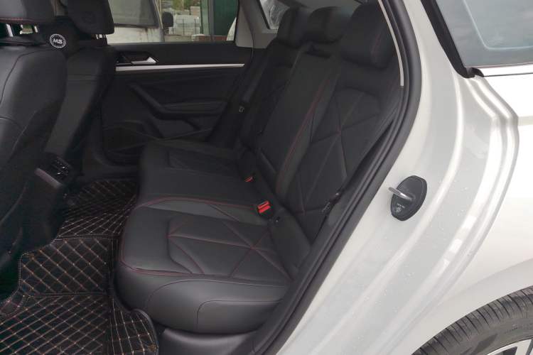 Used Volkswagen Lavida 2024 300TSI DSG Starry Sky Leading Edition Interior 4