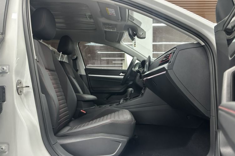 Used Volkswagen Lavida 2024 300TSI DSG Starry Sky Deluxe Edition Interior 4
