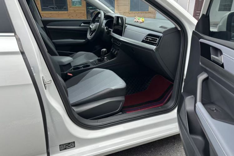 Used Volkswagen Lavida 2024 1.5L Automatic Starry Sky 5 Million Edition Interior 4