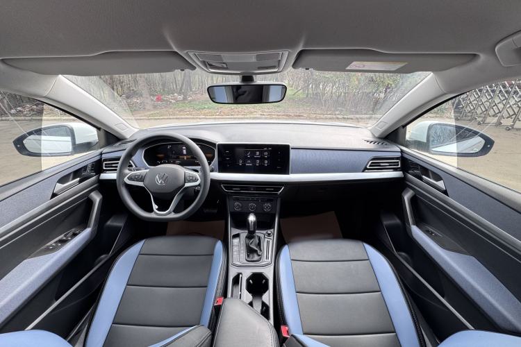 Used Volkswagen Lavida 2024 1.5L Automatic DeYi Edition Interior 4