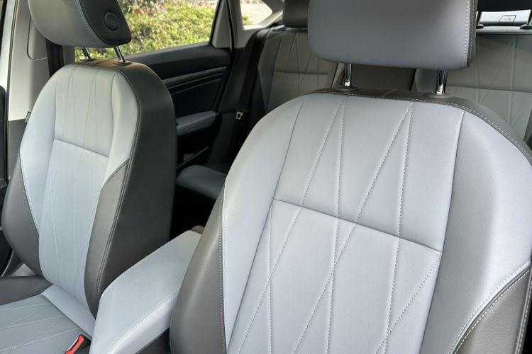 Used Volkswagen Lavida 2024 1.5L Automatic 5 Million Edition Interior 5