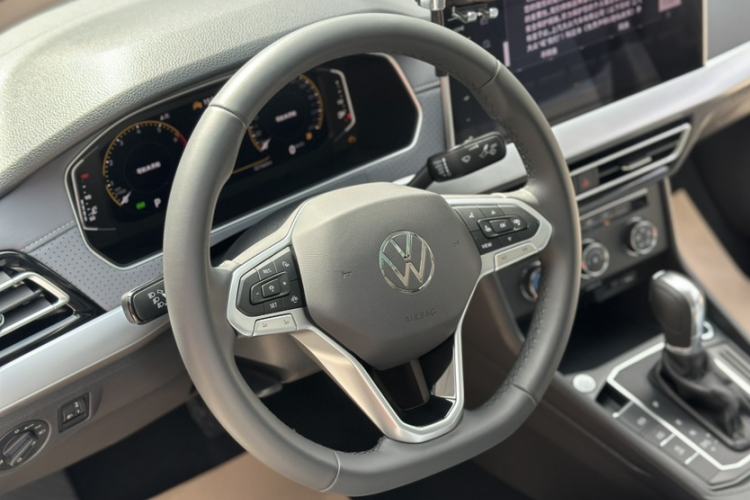 Used Volkswagen Lavida 2024 1.5L Automatic Starry Sky 5 Million Edition Interior 8