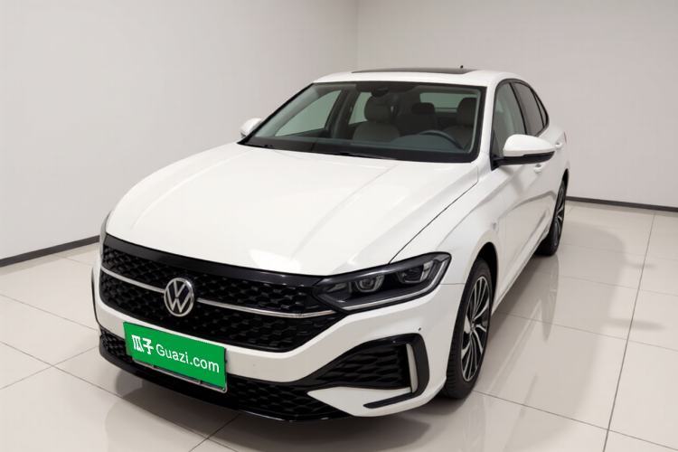 Używany Volkswagen Lavida 2024 1.5L Automatic Starry Sky 5 Million Edition Guazi used car, China used car export, Used car for sale, Used cars, Cheapest cars for sale