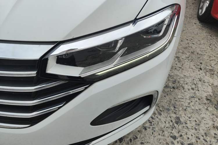 Used Volkswagen Lavida 2024 1.5L Automatic 5 Million Edition Left Front Headlight