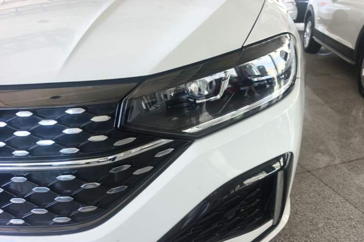 Used Volkswagen Lavida 2024 300TSI DSG Starry Sky Leading Edition Left Front Headlight