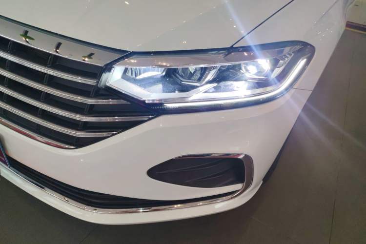 Used Volkswagen Lavida 2024 300TSI DSG Full-Comfort Edition Left Front Headlight