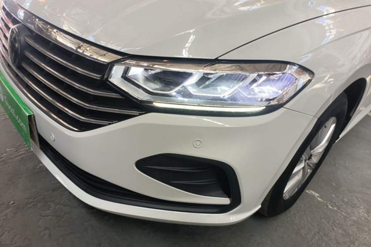 Used Volkswagen Lavida 2024 1.5L Automatic DeYi Edition Left Front Headlight
