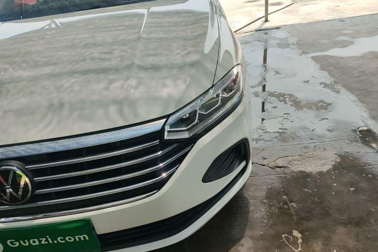 Used Volkswagen Lavida 2024 1.5L Automatic DeYi Edition Left Front Headlight