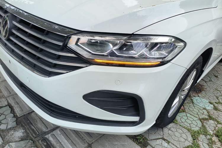 Used Volkswagen Lavida 2024 1.5L Automatic DeYi Edition Left Front Headlight