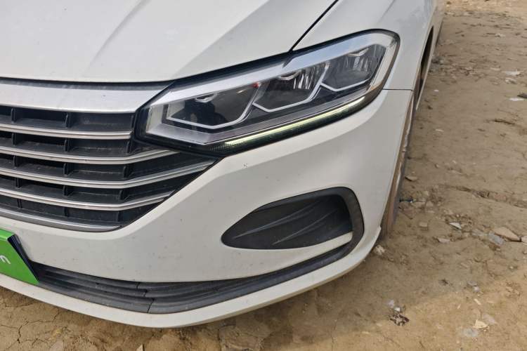 Used Volkswagen Lavida 2024 1.5L Automatic DeYi Edition Left Front Headlight