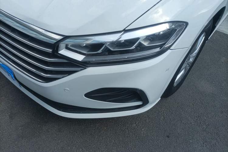 Used Volkswagen Lavida 2024 1.5L Automatic DeYi Edition Left Front Headlight