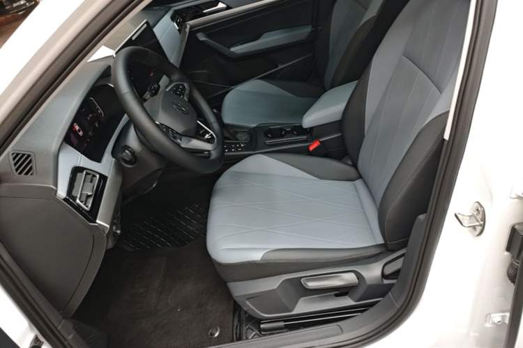Used Volkswagen Lavida 2024 1.5L Automatic Starry Sky 5 Million Edition Left Front Seat