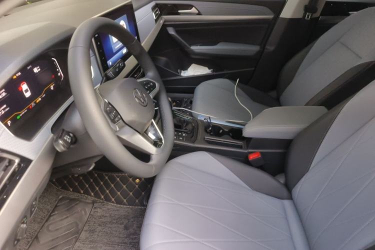 Used Volkswagen Lavida 2024 1.5L Automatic Starry Sky 5 Million Edition Left Front Seat