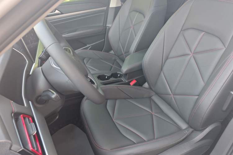 Used Volkswagen Lavida 2024 300TSI DSG Starry Sky Leading Edition Left Front Seat