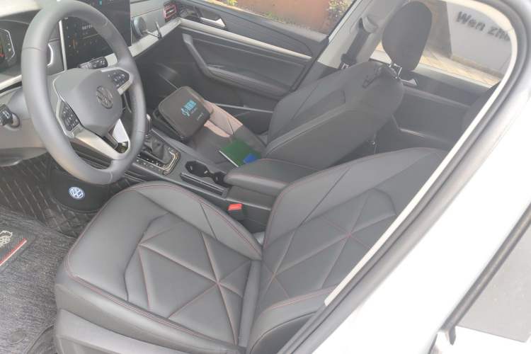 Used Volkswagen Lavida 2024 300TSI DSG Starry Sky Leading Edition Left Front Seat