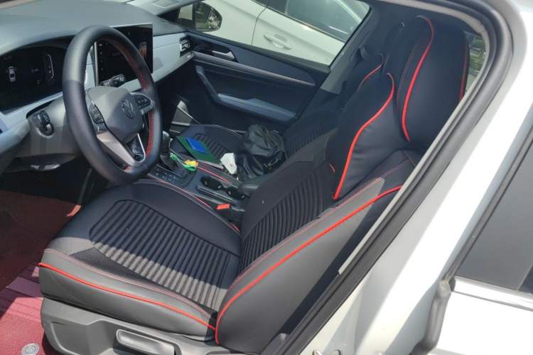 Used Volkswagen Lavida 2024 1.5L Automatic 5 Million Edition Left Front Seat