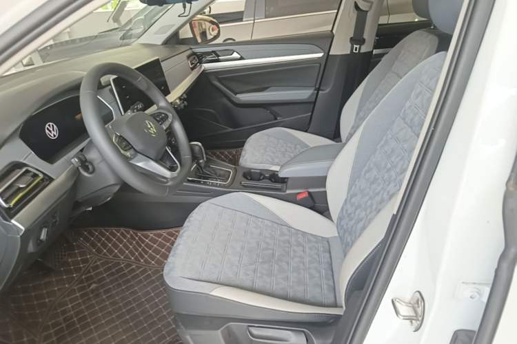 Used Volkswagen Lavida 2024 300TSI DSG Full-Comfort Edition Left Front Seat