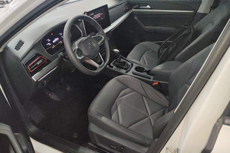 Used Volkswagen Lavida 2024 300TSI DSG Starry Sky Leading Edition Left Front Seat