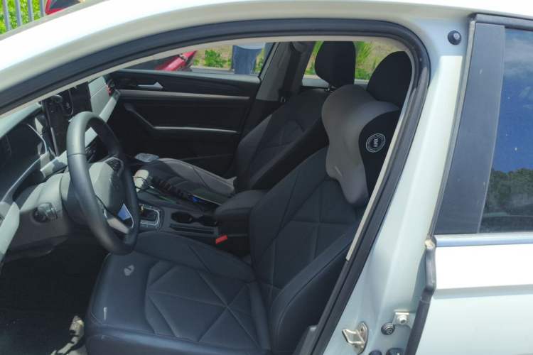 Used Volkswagen Lavida 2024 300TSI DSG Starry Sky Leading Edition Left Front Seat