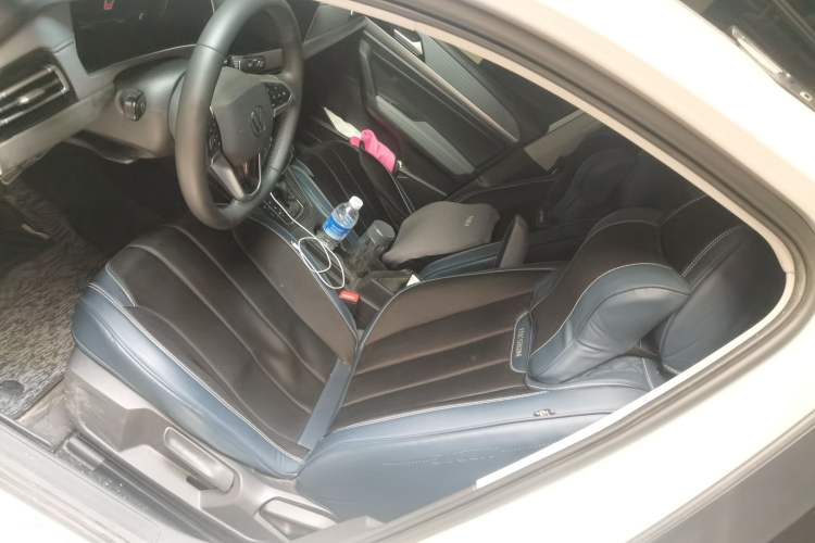 Used Volkswagen Lavida 2024 1.5L Automatic 5 Million Edition Left Front Seat