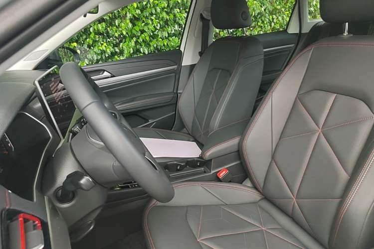 Used Volkswagen Lavida 2024 300TSI DSG Starry Sky Leading Edition Left Front Seat