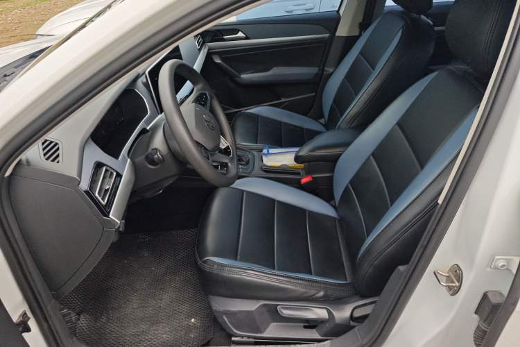 Used Volkswagen Lavida 2024 1.5L Automatic DeYi Edition Left Front Seat