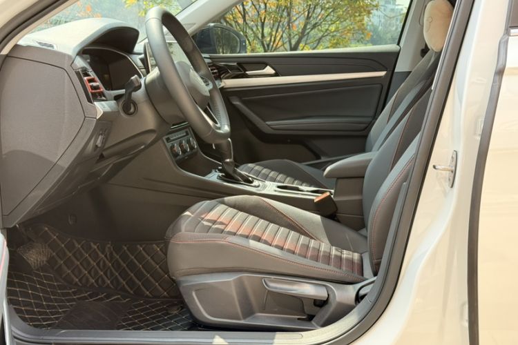 Used Volkswagen Lavida 2024 300TSI DSG Starry Sky Deluxe Edition Left Front Seat
