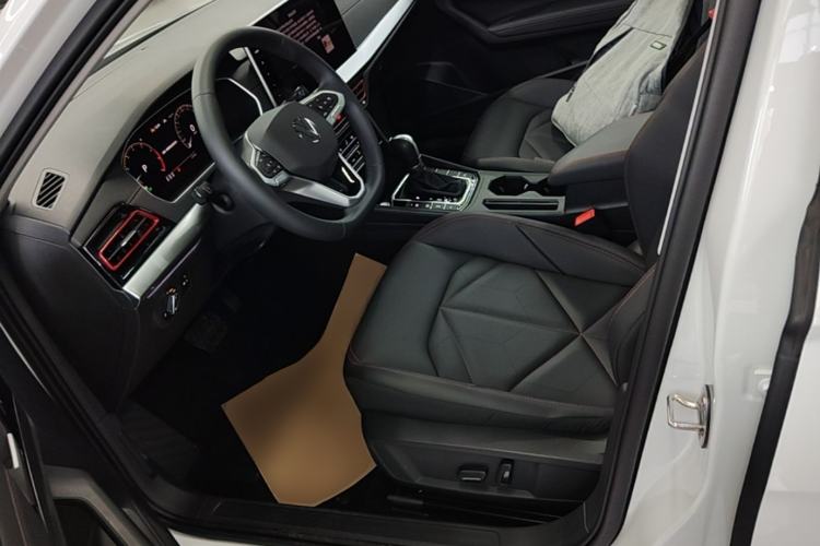 Used Volkswagen Lavida 2024 300TSI DSG Starry Sky Leading Edition Left Front Seat